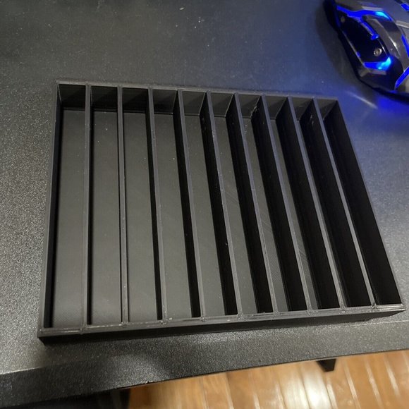 PlayStation 5 game case stand / holder with ps5 logo - Picture 7 of 7